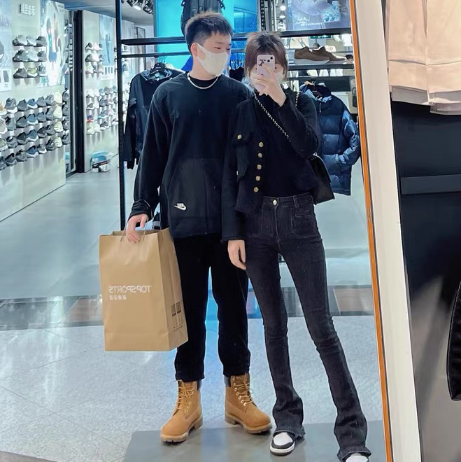 Nike 一件潮酷随型的卫衣怎么选