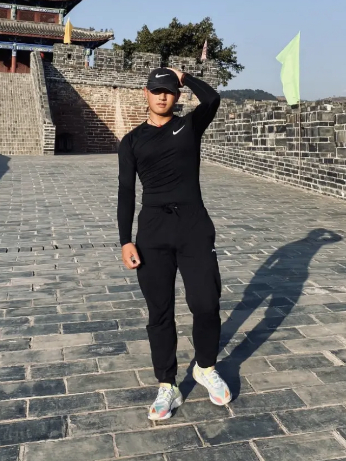 Nike 适合运动boy的速干T恤