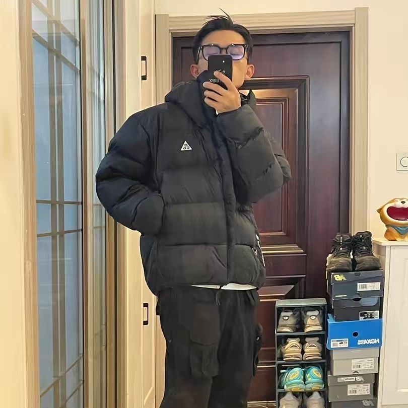 这件羽绒服也太赞了吧