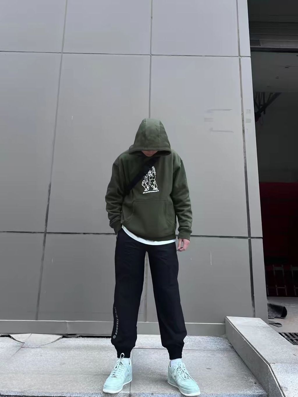 今天做个休闲街头男