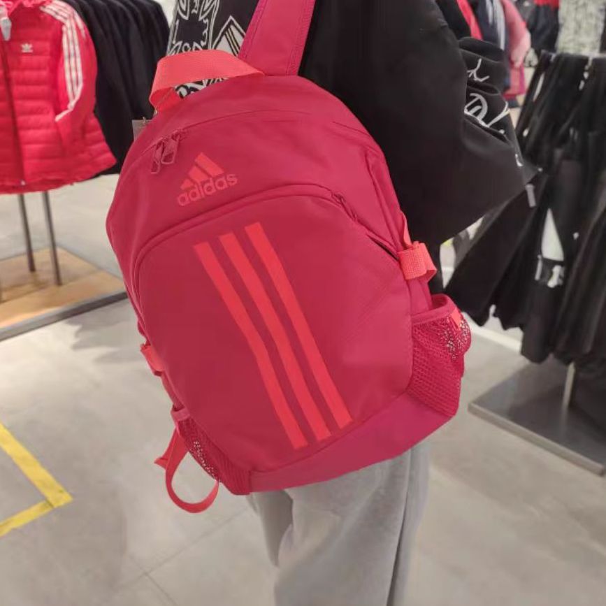 Adidas的儿童运动休闲款双肩包推荐
