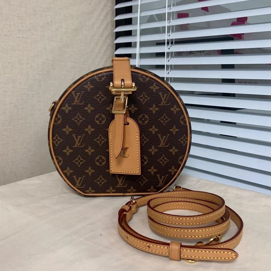 LV硬饼PETITE BOITE CHAPEAU来喽