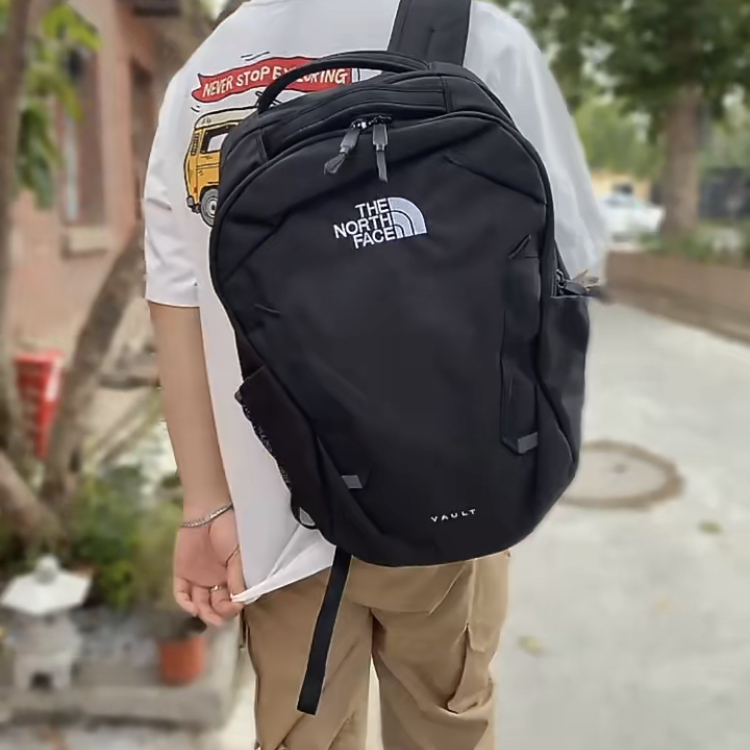简约便携双肩包分享