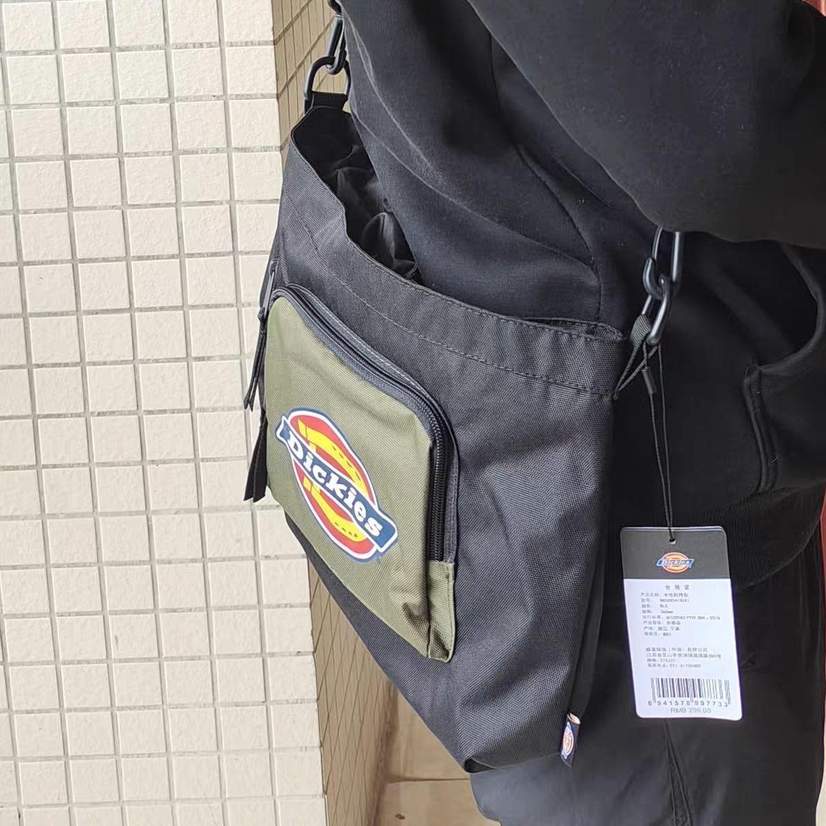 大容量拼色斜挎包推荐