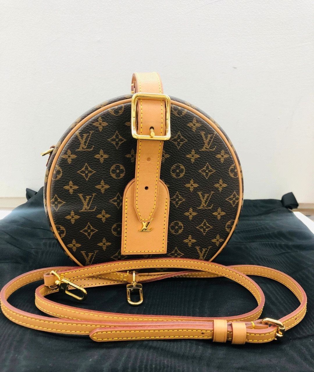 小可爱-LV Mini boite chapeau（圆饼包）😎😎