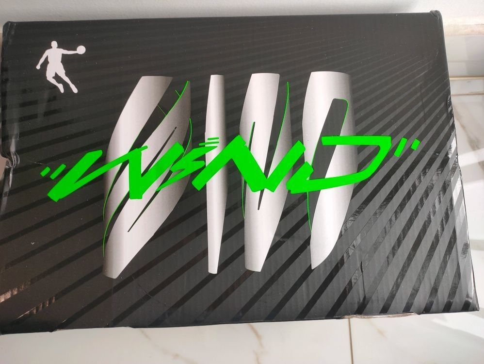  这是什么鞋盒？你猜得出来吗？强风