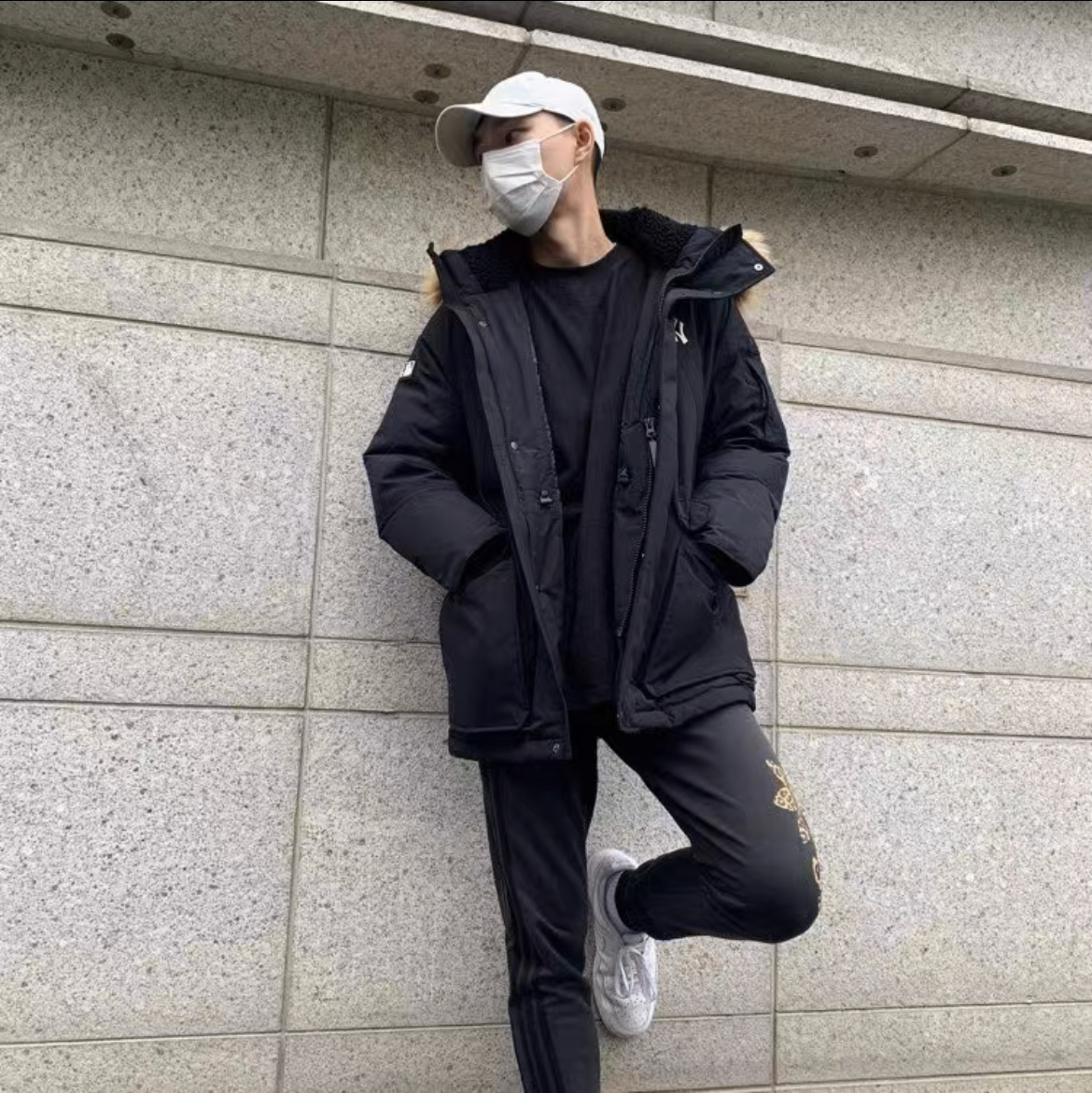 MLB 热乎乎的羽绒服直接一件过冬