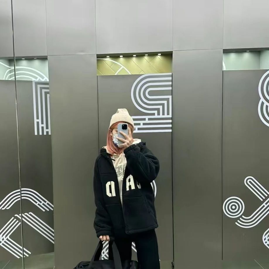 两百多的羊羔毛外套分享