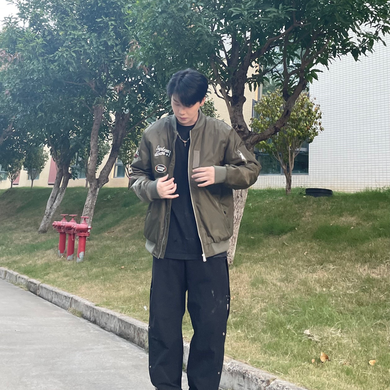 ootdl飞行服针不戳 清爽少年冬日穿搭分享