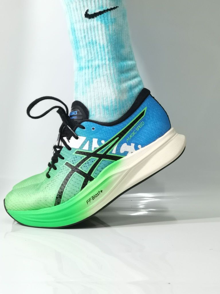 中长跑 | magicspeed2 全掌碳板 | 箱根驿传限定配色。