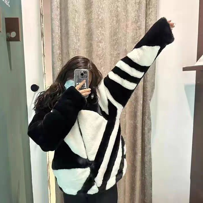 OOTD｜降温啦！🐻我的冬天保命羊羔毛外套