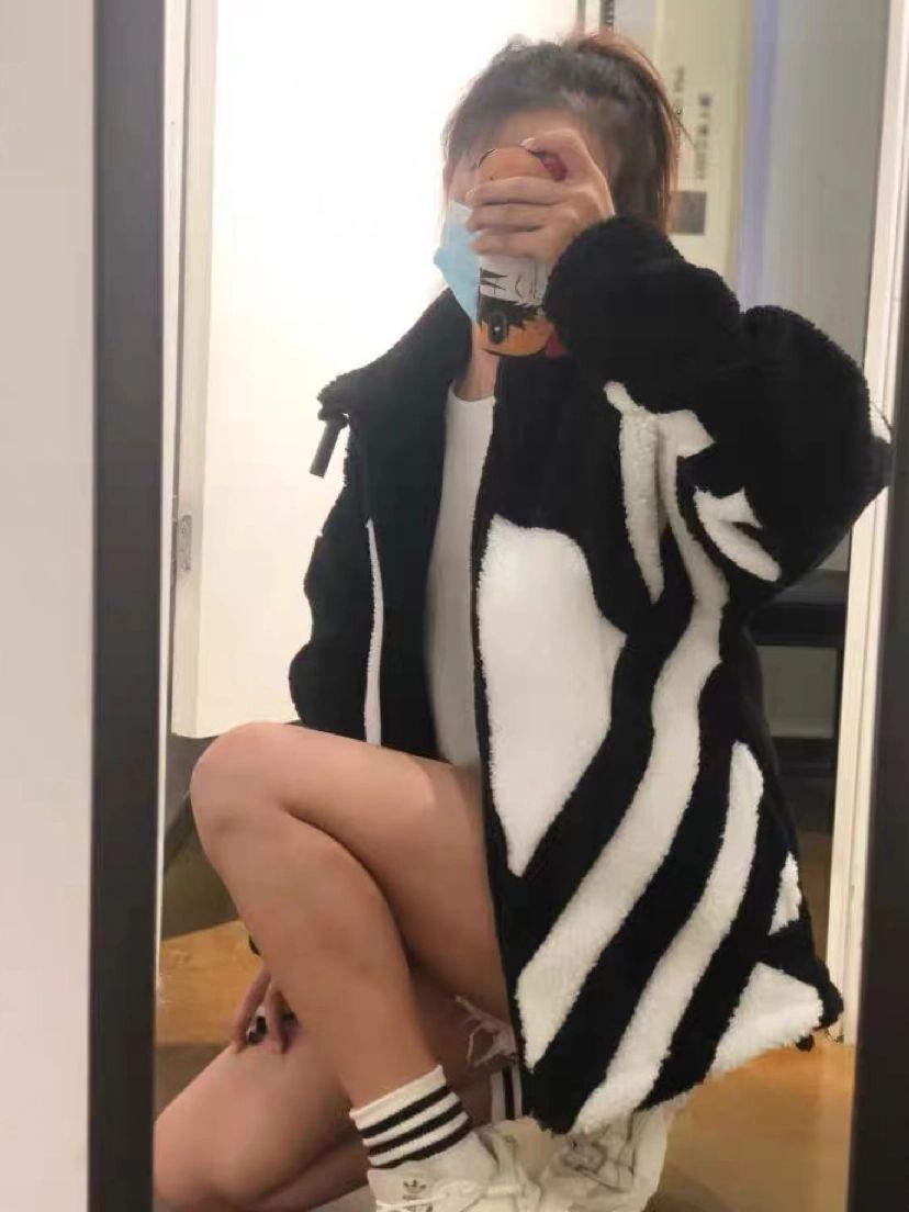 胖女孩可以轻松驾驭的羊羔绒外套（微胖穿搭）