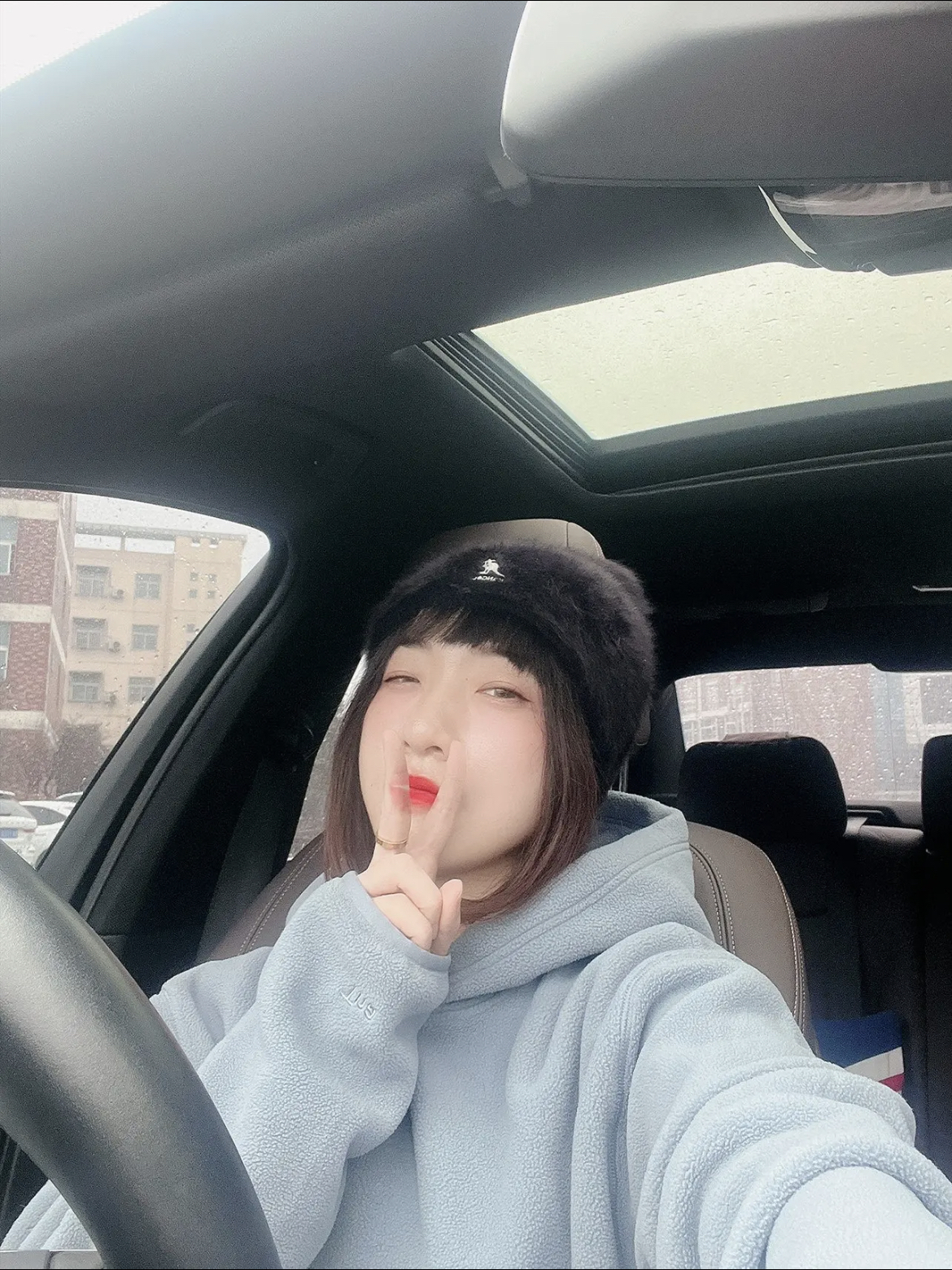男女同款兔毛潮流无边帽