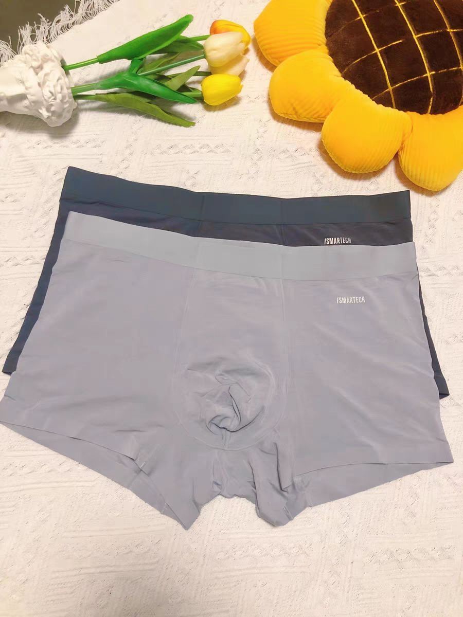 大腿都拍肿，这么好穿的内裤不早点发现
