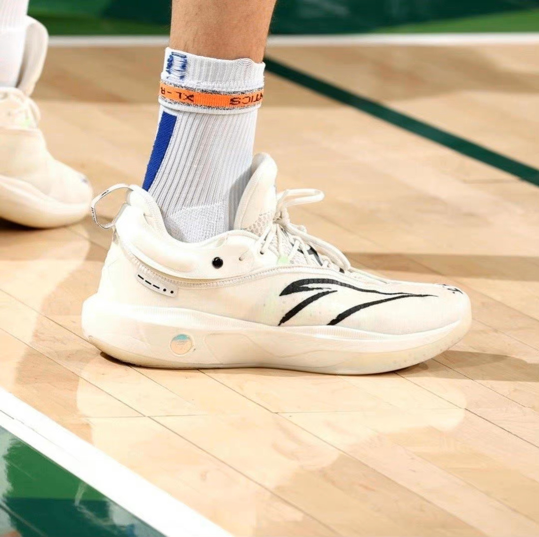 12.14 NBA球星上脚球鞋
