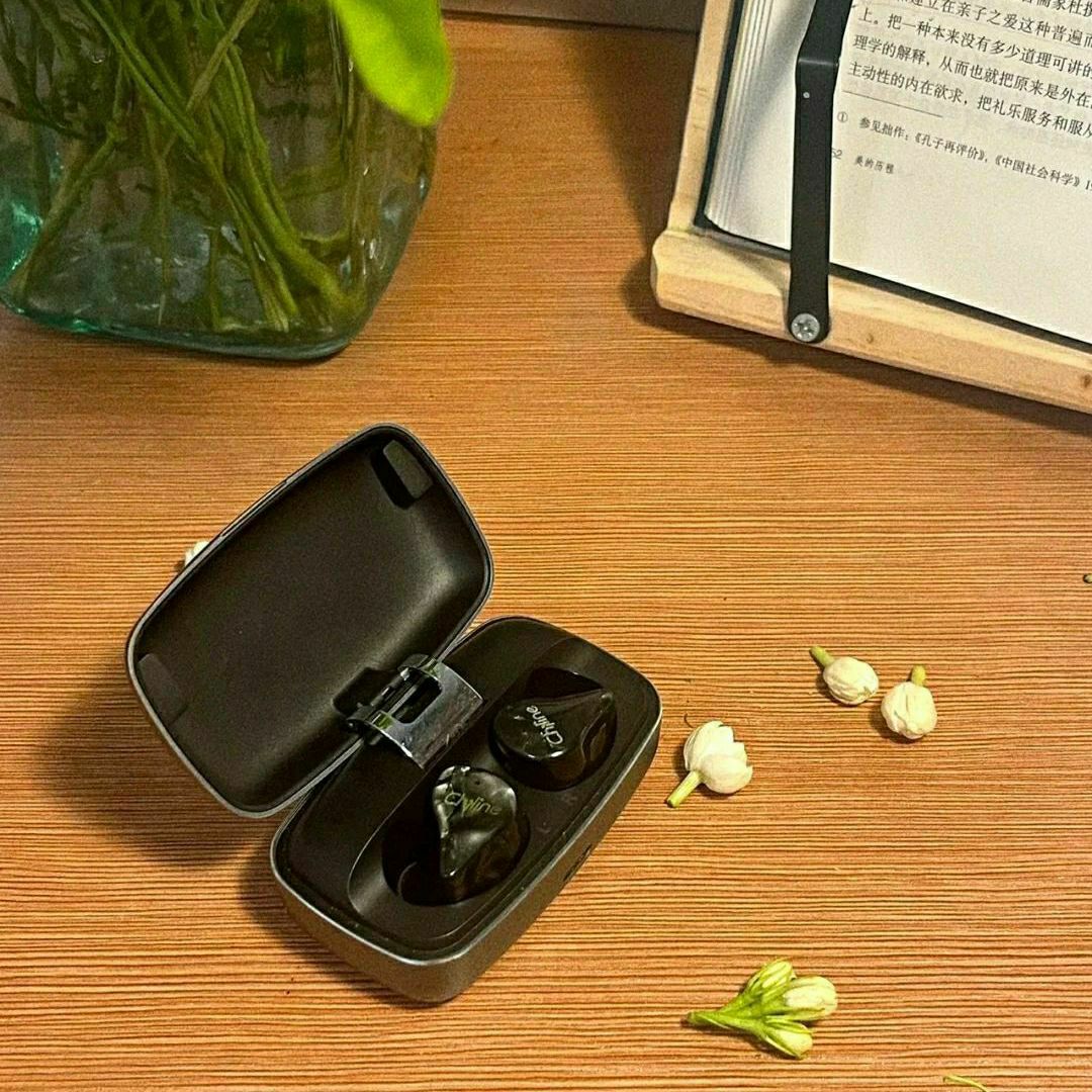 天气好好收拾一下书桌吧