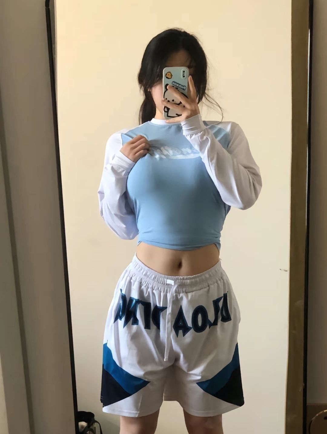 哥做事十拿九稳，但缺你一吻😘