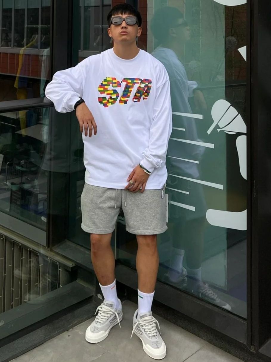 OOTD/今日白色卫衣穿搭推荐