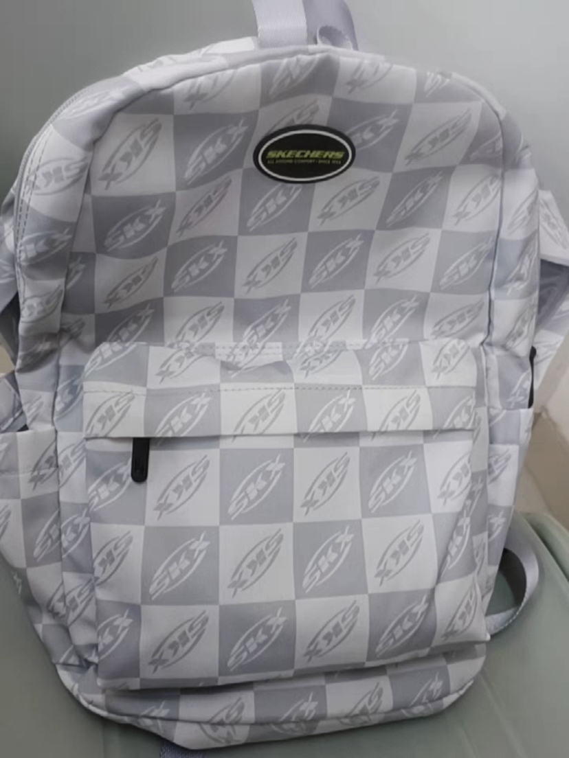 Skechers 经典满印书包分享