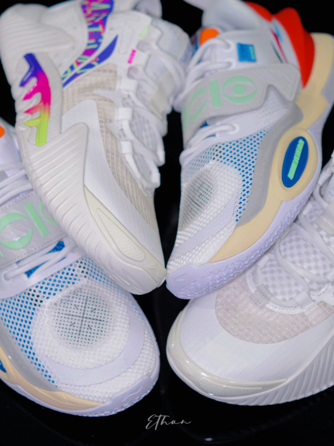 决赛圈:全城10v2和反伍2怎么选?