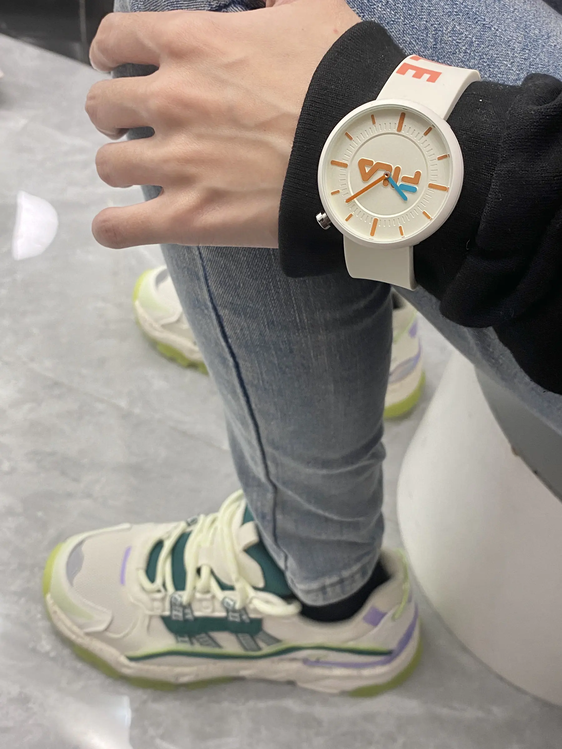去上学咯/07女高中生