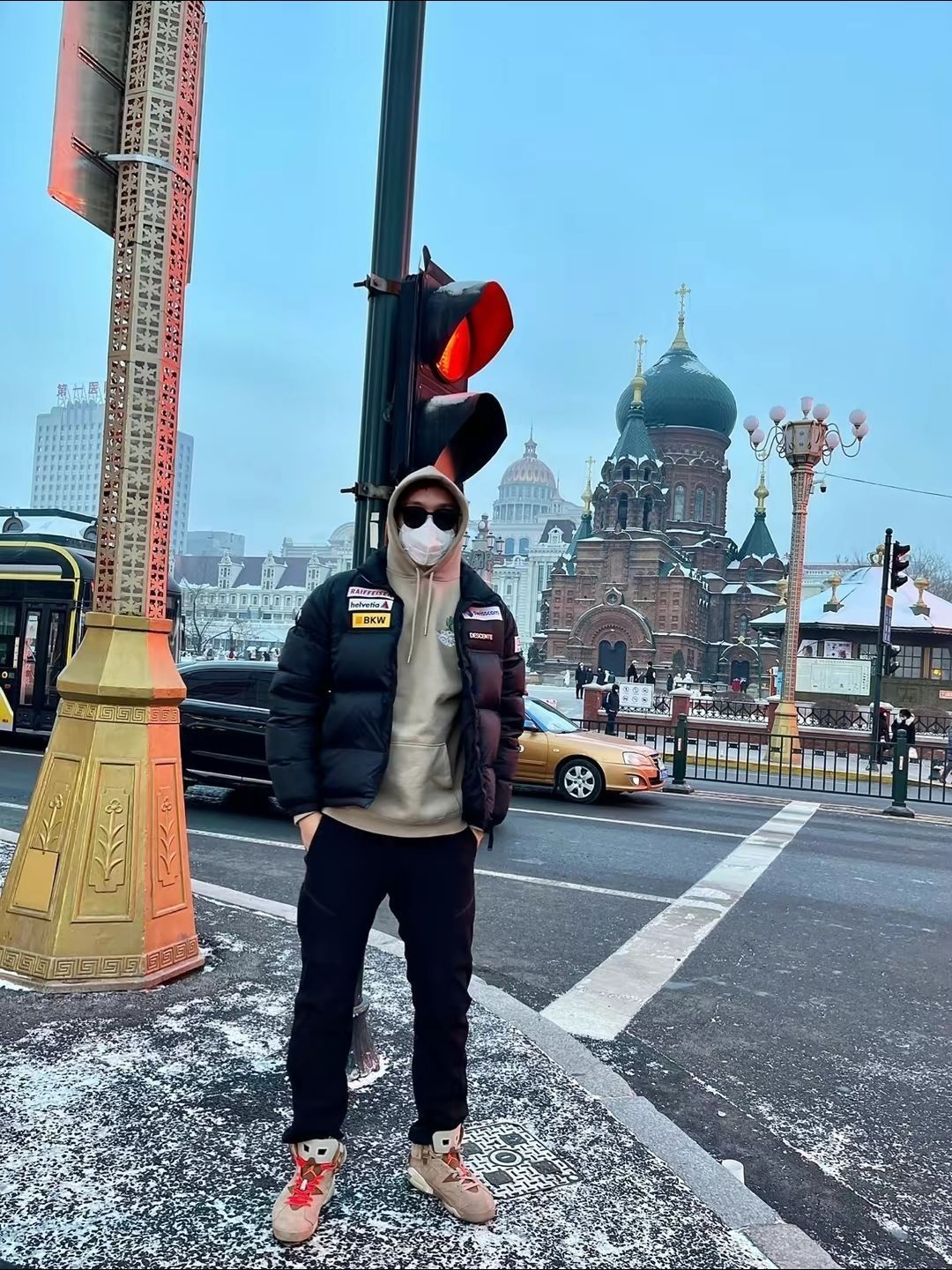 听说强烈冷空气来袭，要穿羽绒服了