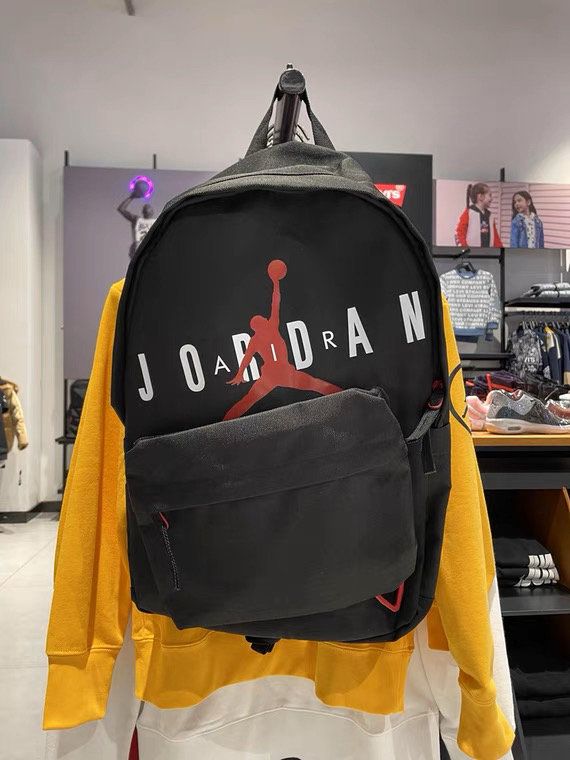 Jordan 户外双肩背包分享