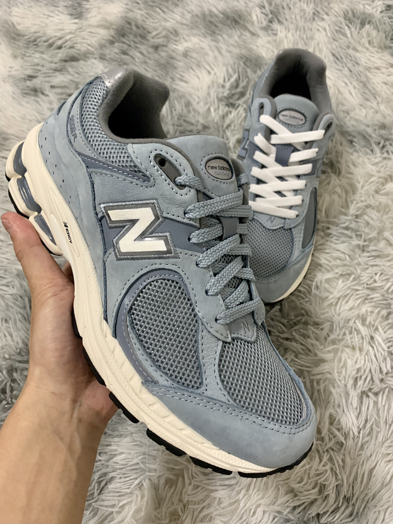 NB2002R「雾霾蓝」｜小小改变，心意尽现👀