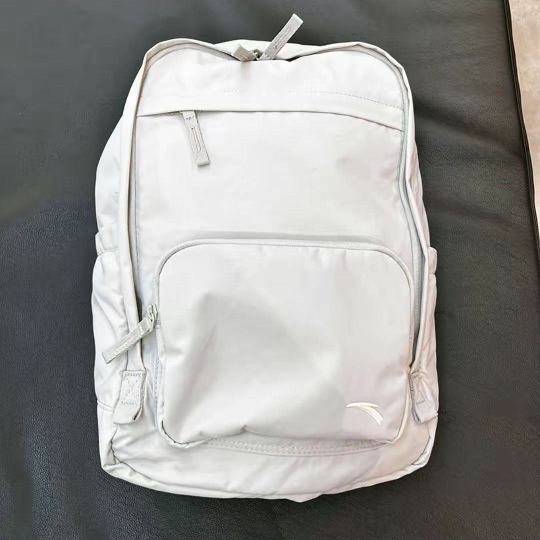 安踏简约休闲双肩包分享