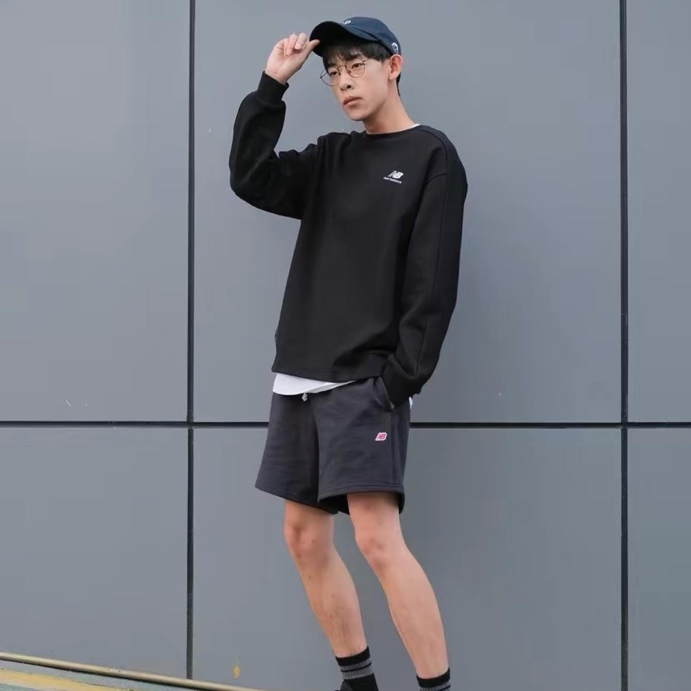 New Balance卫衣 简单男大学生开学穿搭分享