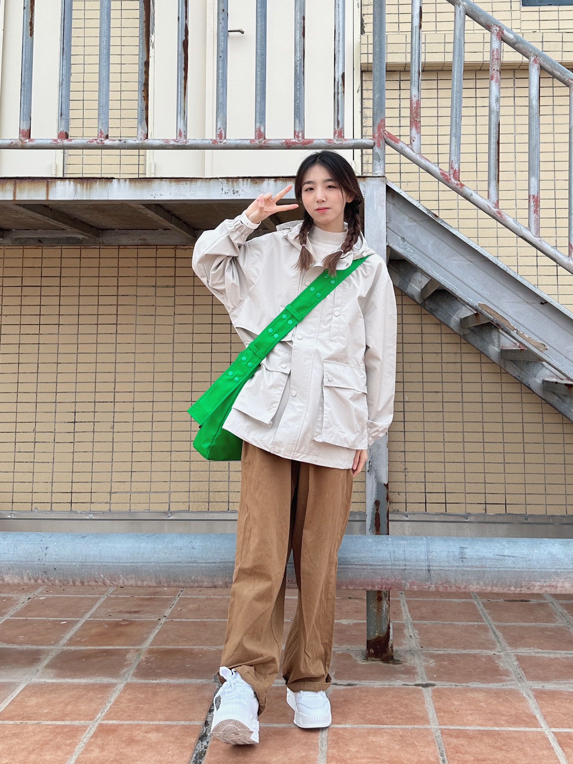 春天藏在冲锋衣里｜这个春天和冲锋衣锁了🤍🤍