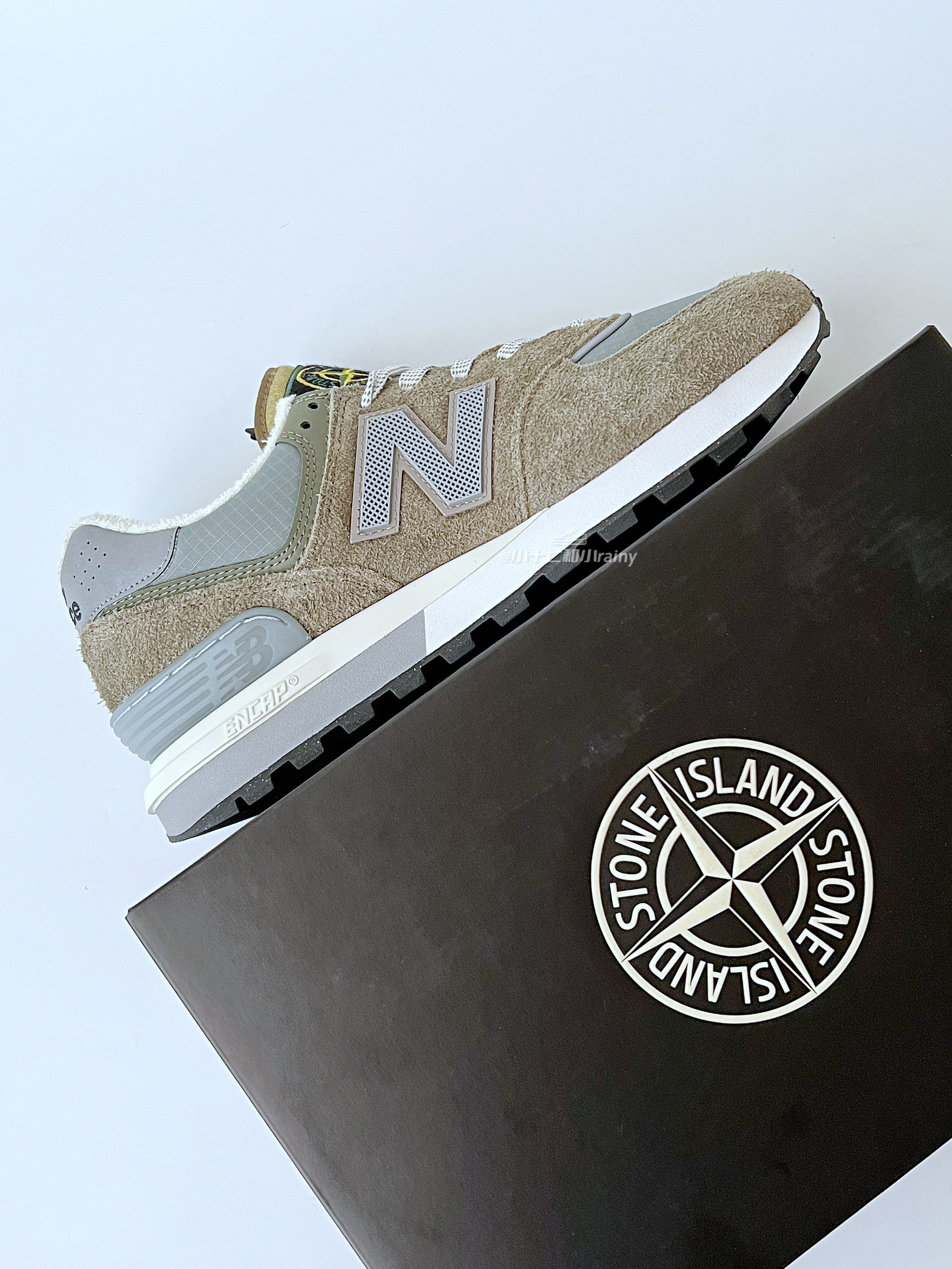 我得压箱底好鞋 | 岛民必备,NB574×石头岛!