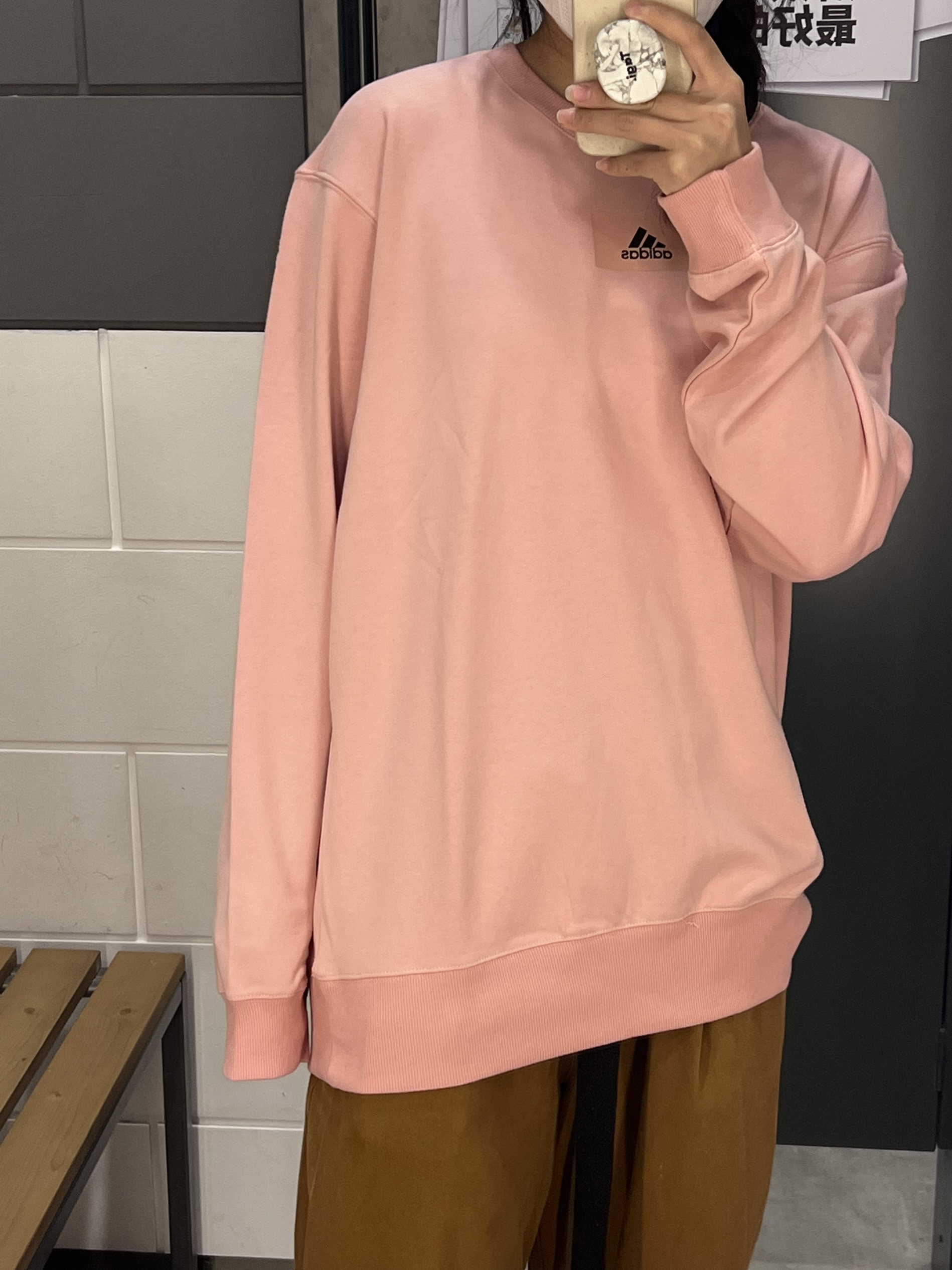 OOTD｜樱花粉卫衣