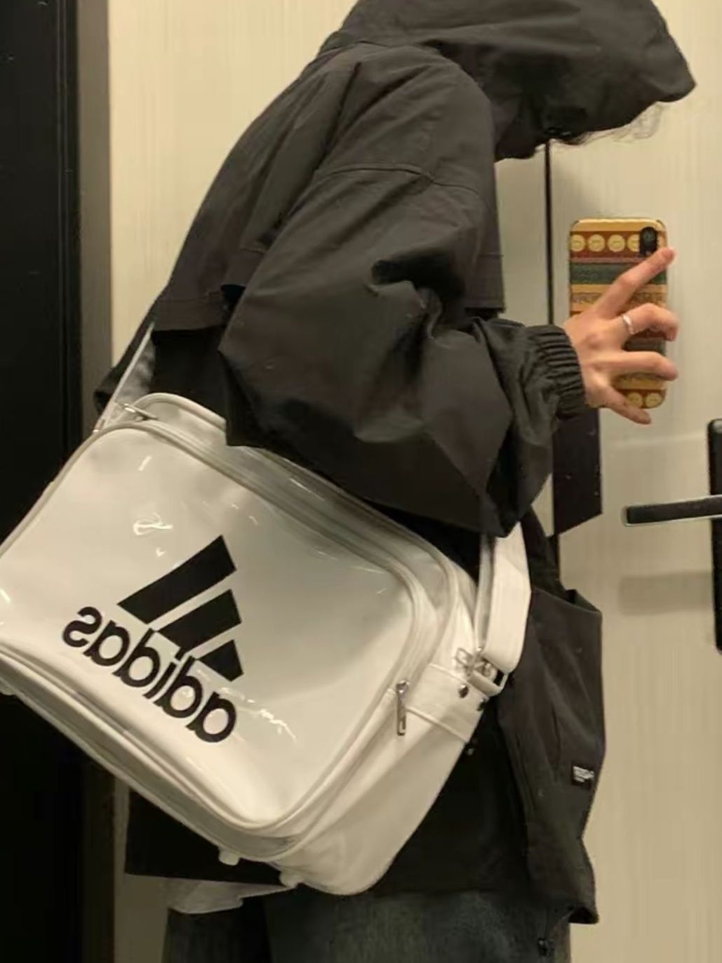 Adidas高级大气斜挎包分享