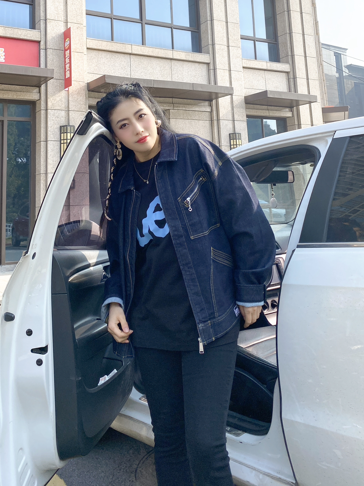 162女生/春季经典牛仔外套搭配