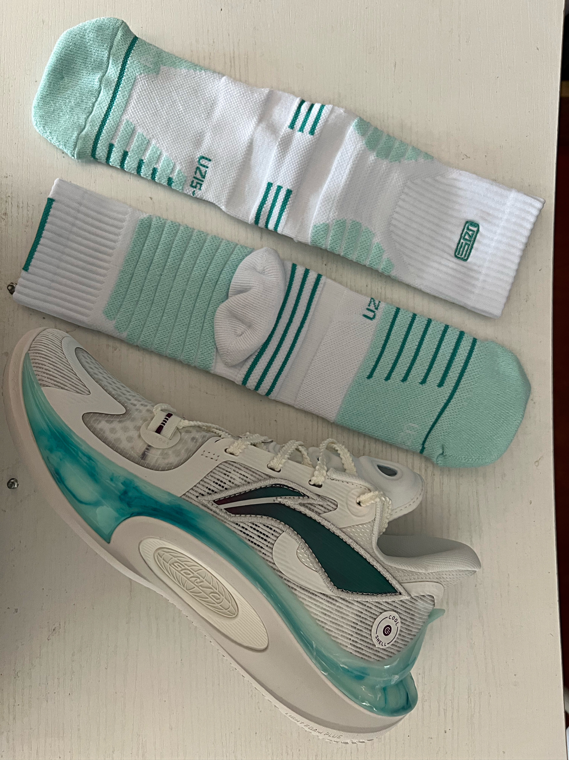 球袜＋球鞋搭配分享丨有志者Uzis 光标系列