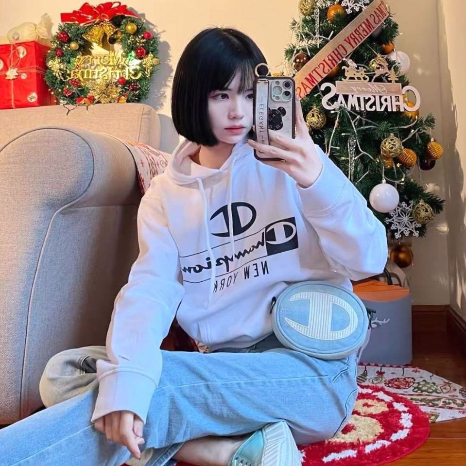 男生都喜欢青春、活力、干净的女孩~