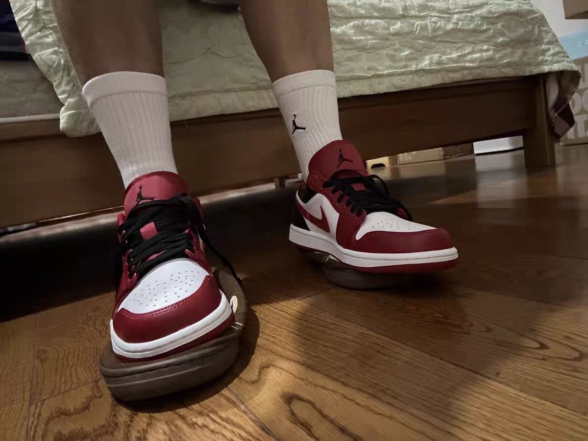 OOTD | 春天来了，又到了露袜子的季节