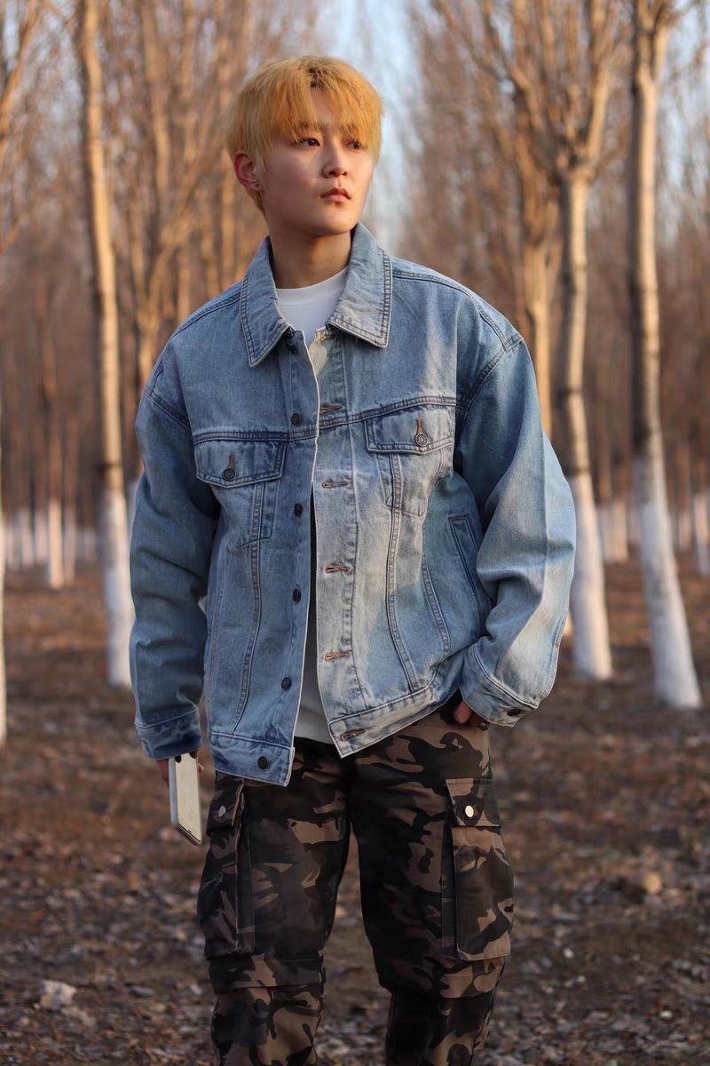 这件百元牛仔外套 我给💯