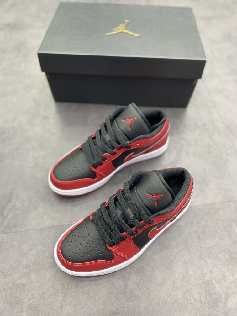 Air Jordan1low黑红反转禁穿,最出名的鞋子,我不允许你们不知道❤️