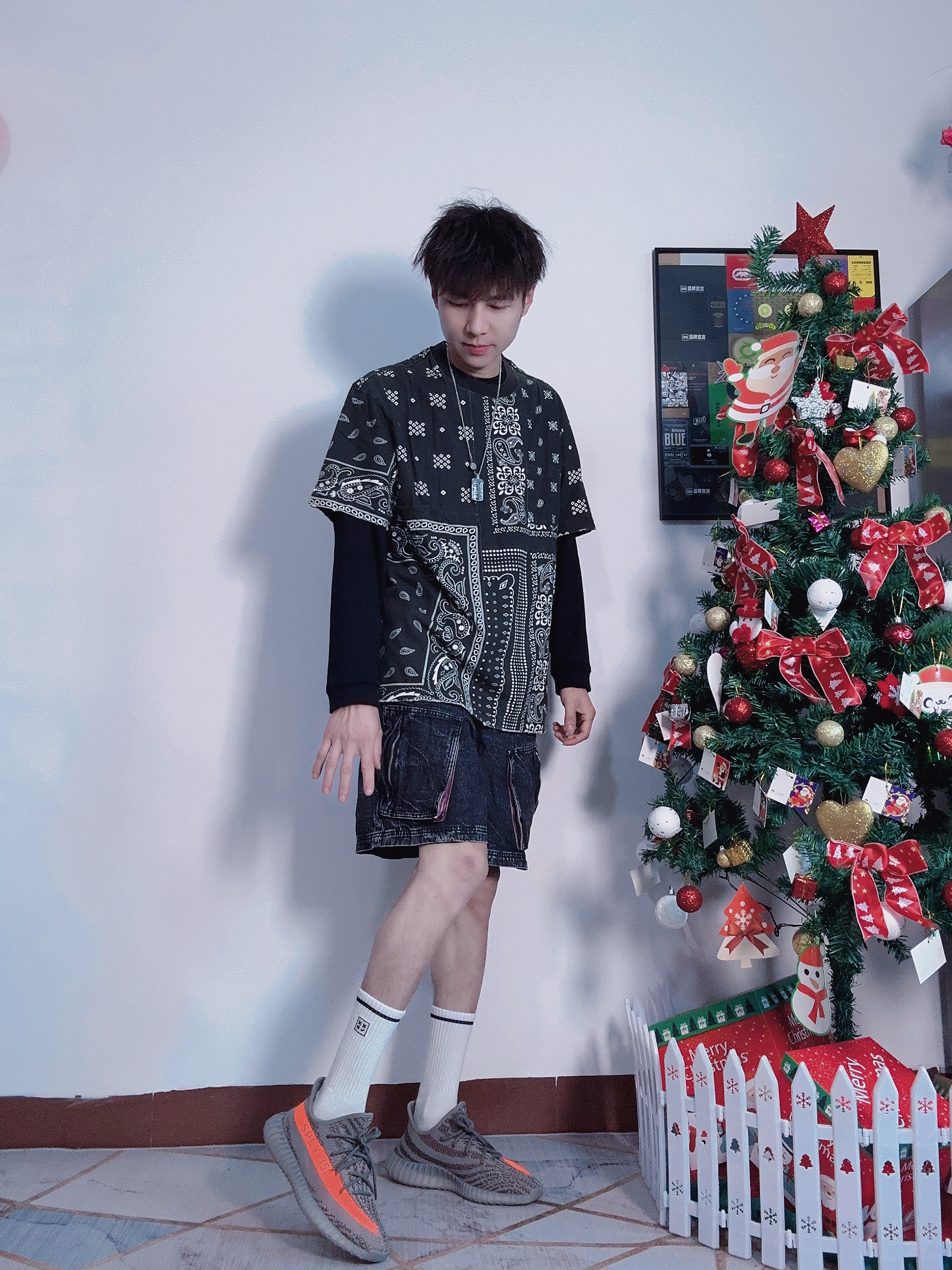 OOTD｜灰橙满天星上脚怎么这么亮眼🎆