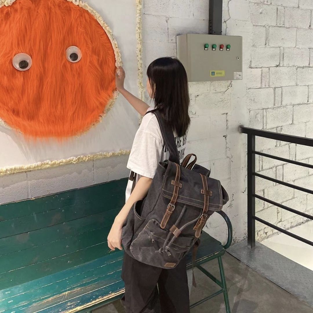 你离完美穿搭，就差一个包包