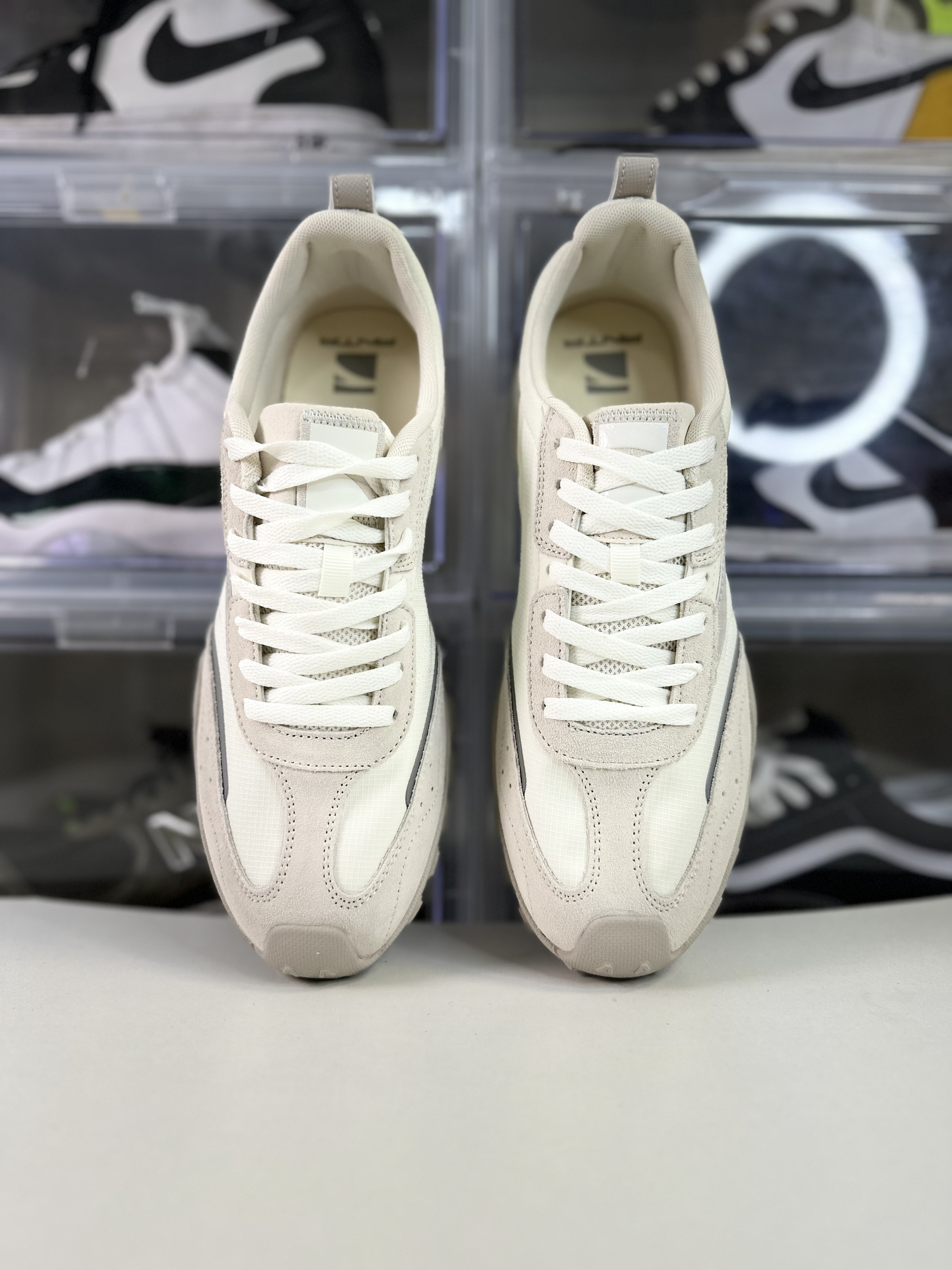 干净百搭的安踏华夫鞋👟独特设计舒适脚感✨