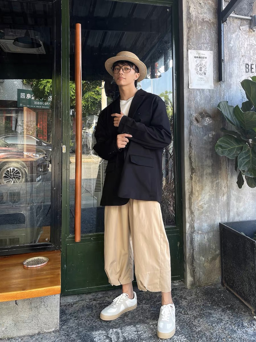 O0TD |万年黑色西装控