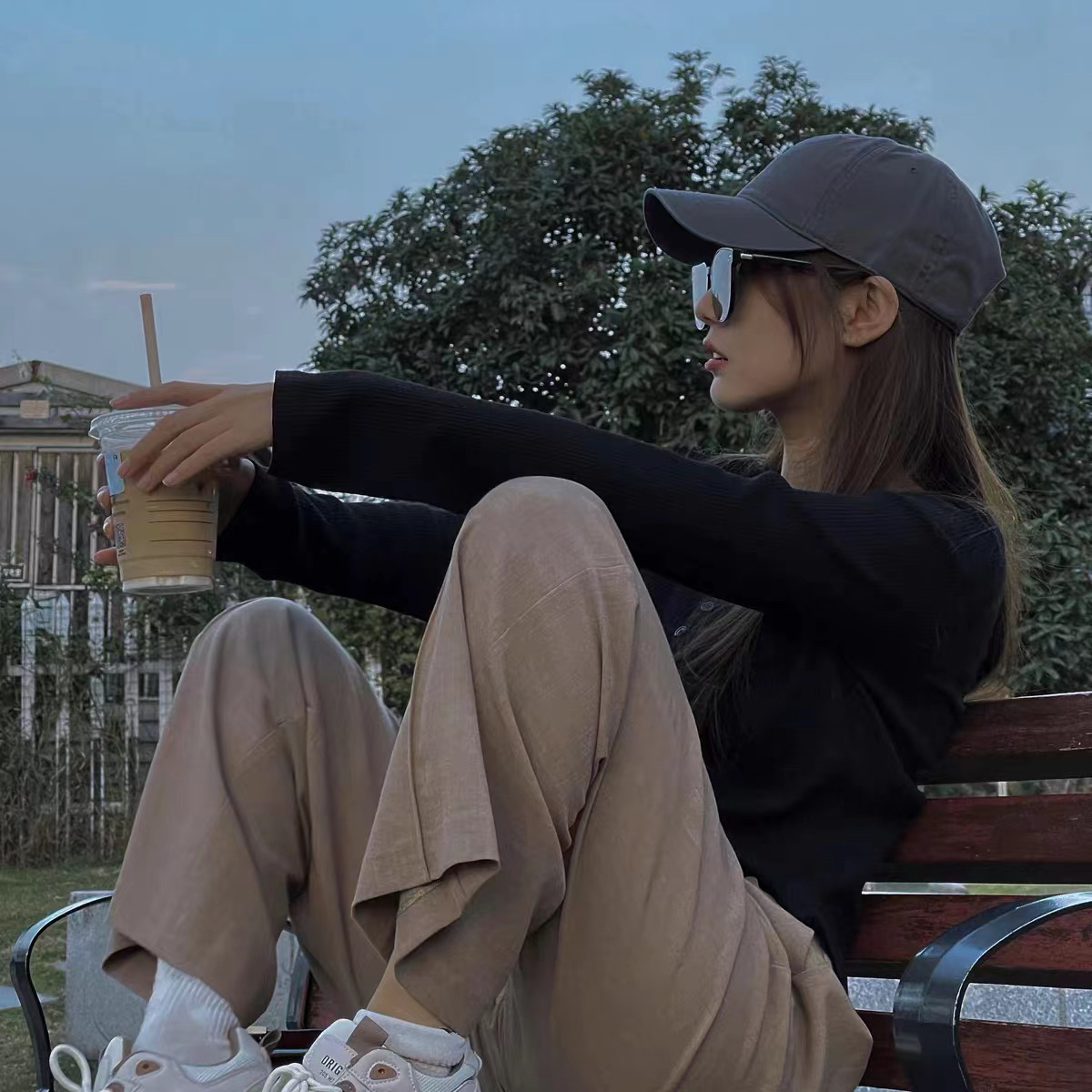 这个经典纯色棒球帽，太有质感了 很难不爱