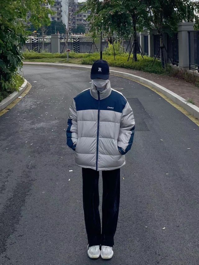 日韩系色彩叠穿搭配逐渐降温