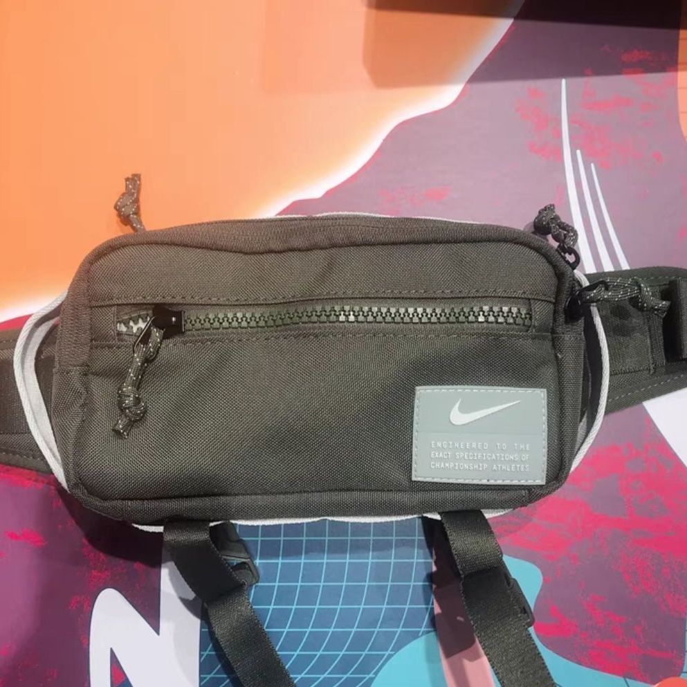 Nike简约时尚腰包分享