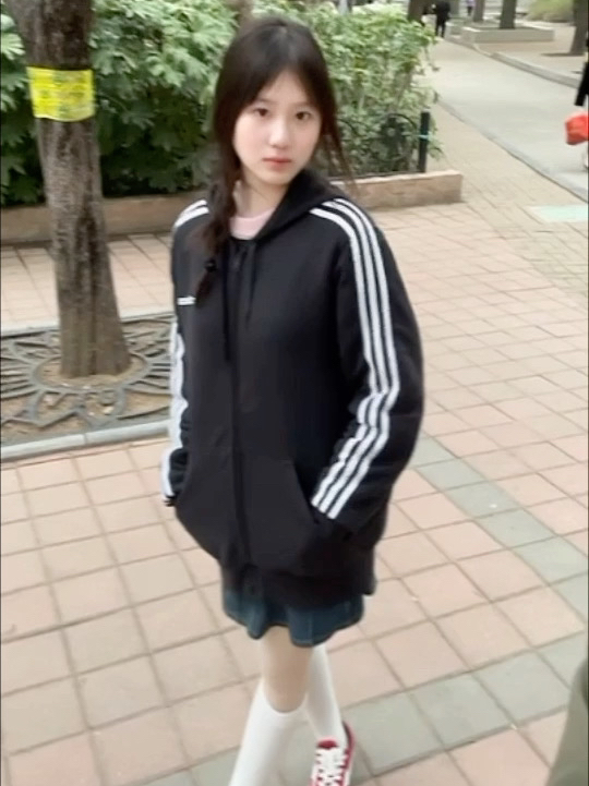 阿迪真的很百搭（学生平价穿搭）