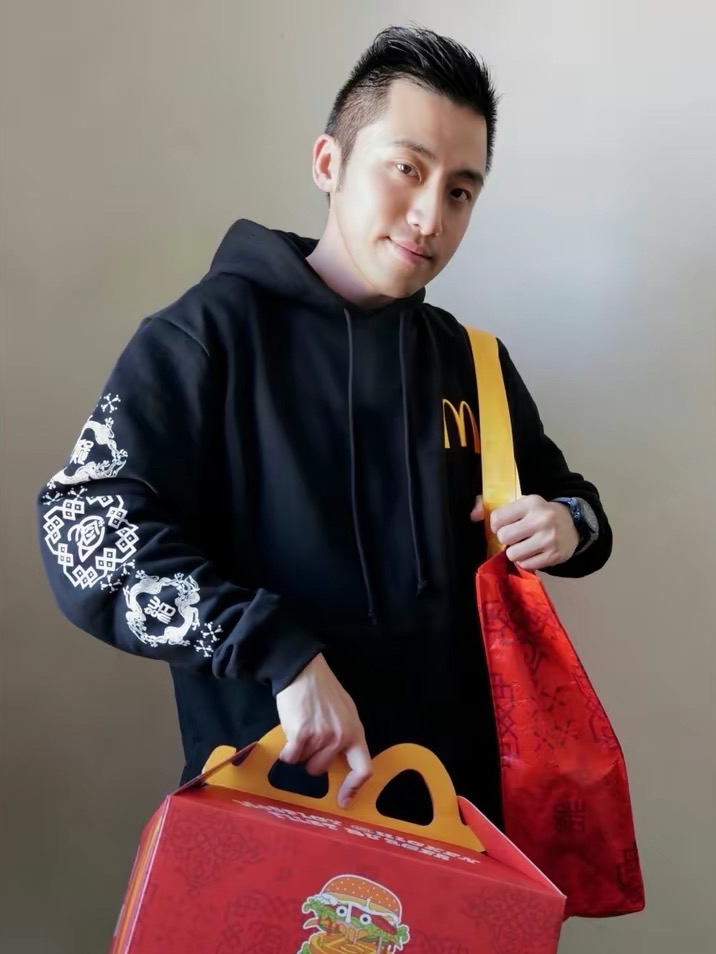 麦门信徒 |Clot x McDonald’|小个子男生穿搭分享