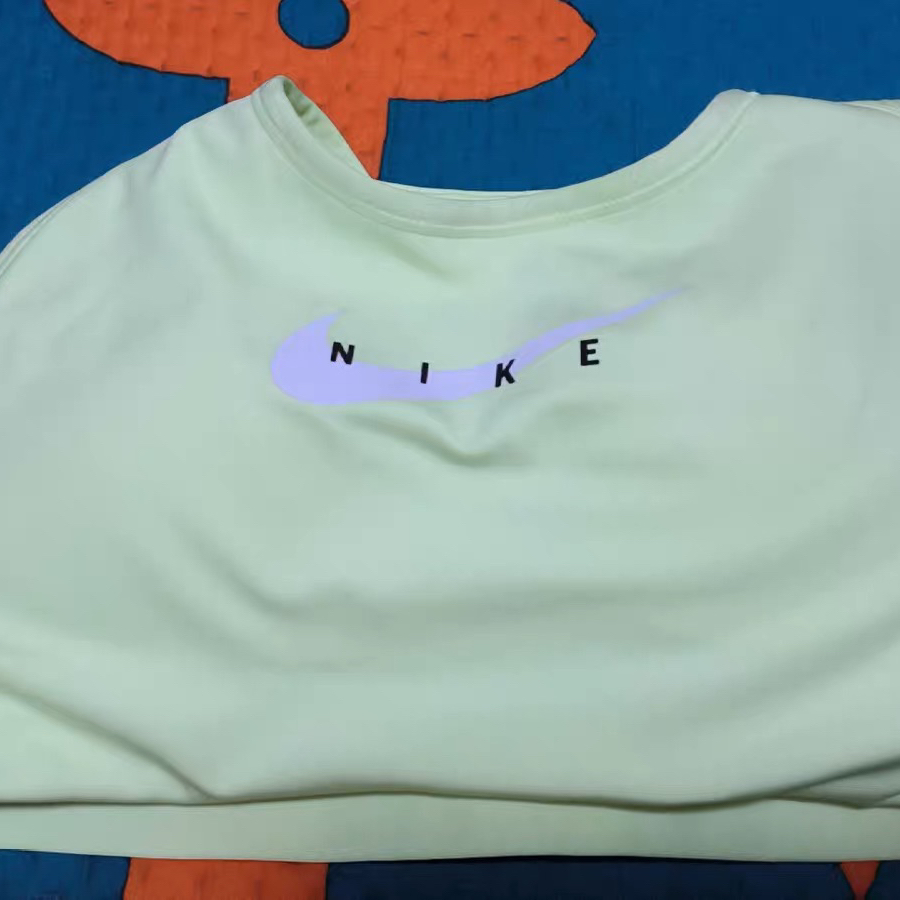 Nike 平价防震运动Bra的天花板也就如此了吧